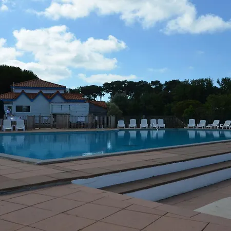 A Port Bourgenay, Vue Sur Lac, Au Pied D'un Parc Aquatique Apartmán