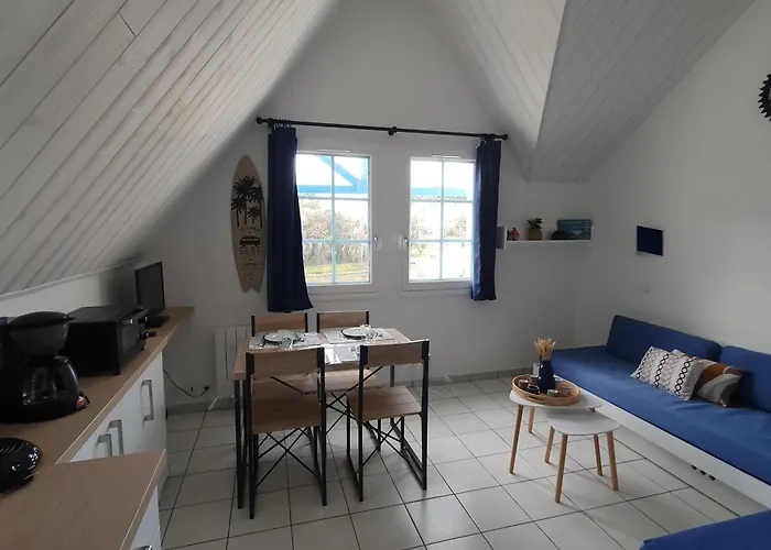 A Port Bourgenay, Vue Sur Lac, Au Pied D'un Parc Aquatique * Talmont-Saint-Hilaire