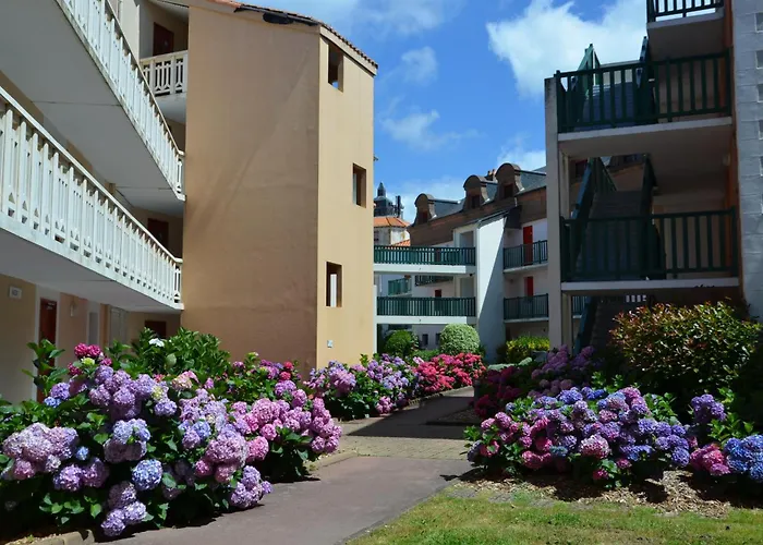 A Port Bourgenay, Vue Sur Lac, Au Pied D'un Parc Aquatique Talmont-Saint-Hilaire