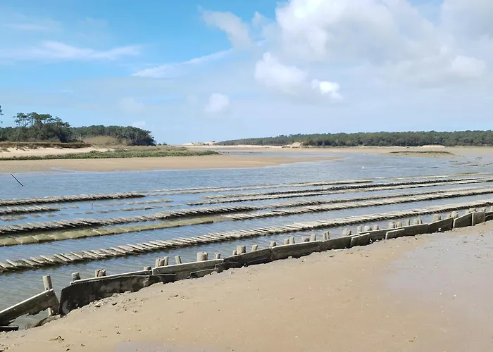 A Port Bourgenay, Vue Sur Lac, Au Pied D'un Parc Aquatique Talmont-Saint-Hilaire