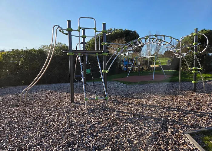 A Port Bourgenay, Vue Sur Lac, Au Pied D'un Parc Aquatique Talmont-Saint-Hilaire
